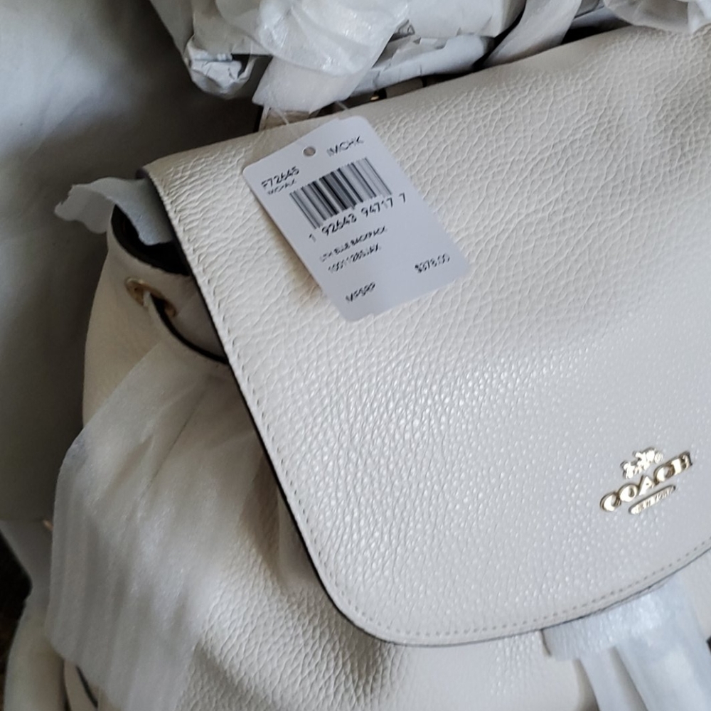 💥Host Pick💥 Coach Elle Backpack (Medium sized) - Picture 4 of 8
